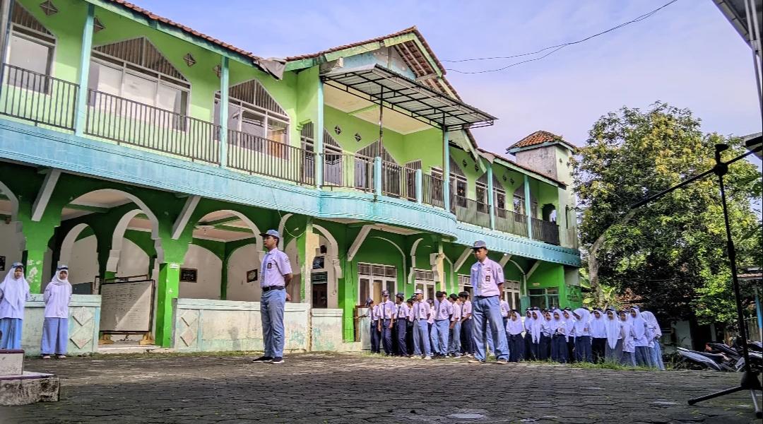 Foto Sekolah – SMK DARUL FALAH AL-MASHOEMIYAH BUMIAYU