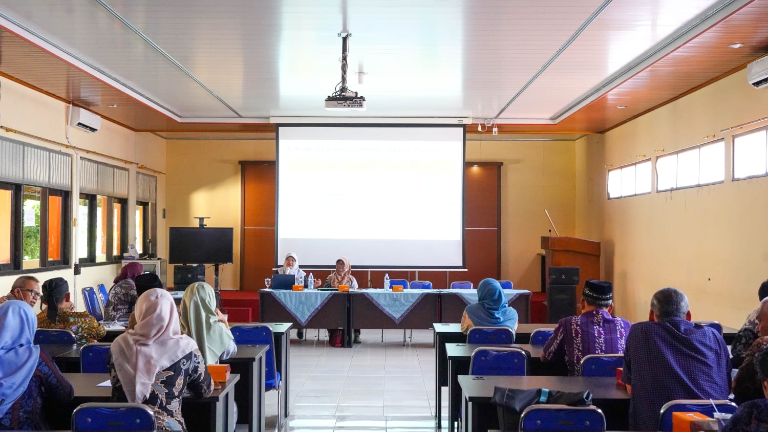 Ruang Kelas – SMK KERABAT KITA BUMIAYU