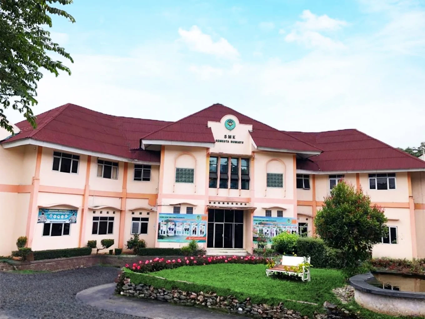 Foto Sekolah – SMK SEMESTA BUMIAYU