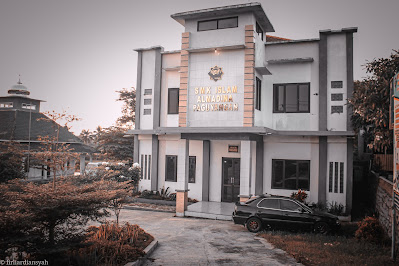 Foto Sekolah – SMK ISLAM AL MADINA PAGUYANGAN