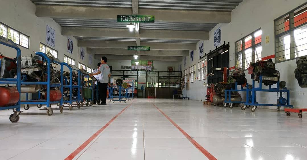 Lab. Sekolah – SMK MA`ARIF NU PAGUYANGAN