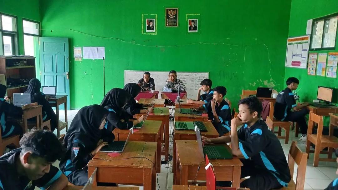 Lab. Sekolah – SMK MA`ARIF NU 2 SIRAMPOG