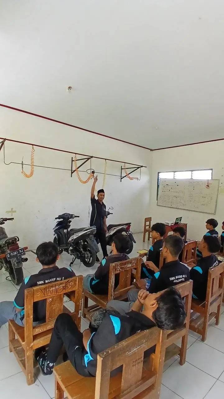 Fasilitas Lainnya – SMK MA`ARIF NU 2 SIRAMPOG
