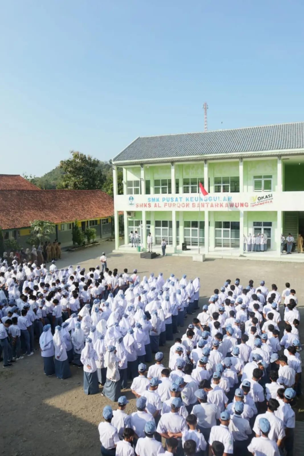 Foto Sekolah – SMK AL FURQON BANTARKAWUNG