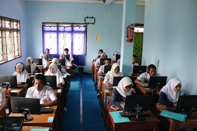 Lab. Sekolah – SMK IZZUL ISLAM SALEM
