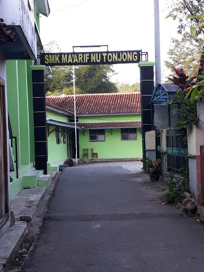 Foto Sekolah – SMK MAARIF NU TONJONG