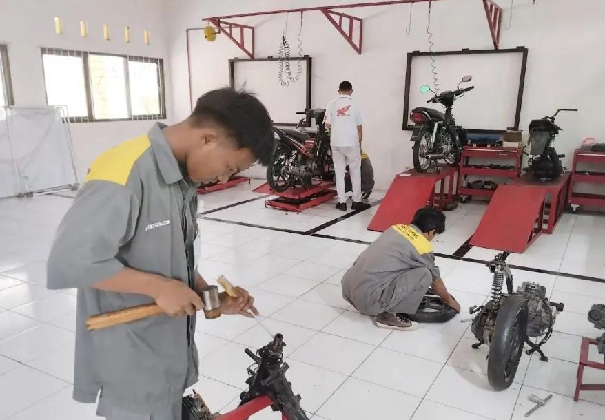 Fasilitas Lainnya – SMK YASPIA TONJONG