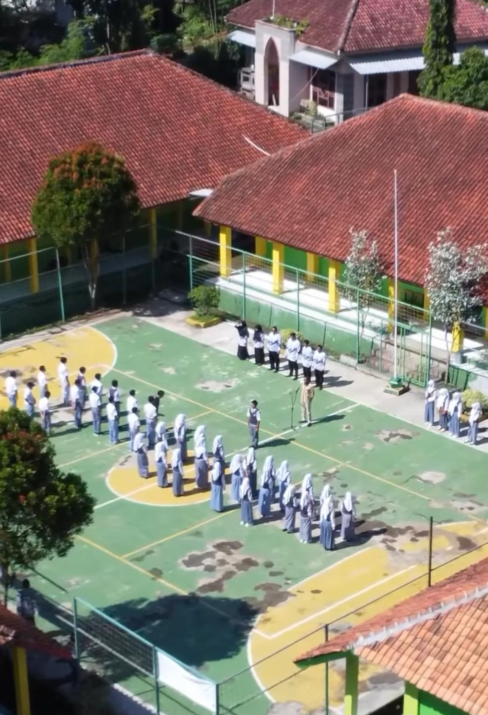 Lapangan Olahraga – SMK YASPIA TONJONG